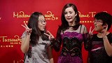 明星假扮蜡像：心动的偶像突然动了，可把路人给吓坏了