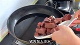 4月抓紧吃这菜，手脚冰凉最怕它，5块钱一斤，营养鲜嫩吃不够！