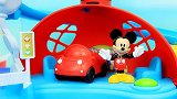 米奇老鼠玩具：空中缆车和旋转滑梯