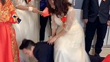本以为伴郎是个王者，没想到