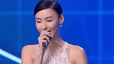 张柏芝带两个儿子逛街 Lucas卷发潮酷小Q身高接近妈妈
