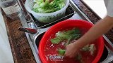 蚝油生菜，蚝油菜这个做法比炒着好吃多了，更脆更嫩，营养不流失