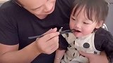 突然发现，每次出门都是老公伺候女儿，都轮不上我来操心