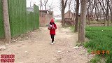 小美变成“乞丐女孩”，终于体会到被欺负的滋味，结局感动
