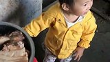 不就是猪肉吗我吃一口怎么了，奶奶还说我，宝宝我太难了！
