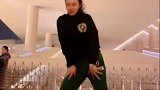 人美舞更美，活泼漂亮的丹丹来了