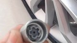 买车这么久车胎爆了才发现防盗螺丝不匹配我的螺丝在谁那呢