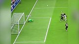 玩游戏进个球都这么难？ 苏索连踢4脚立柱