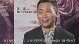 曾因跑龙套被女友甩，后娶大6岁的央视女主持，如今40岁成影帝