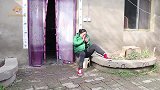 婆媳俩闹矛盾，把气撒在刚上幼儿园的孩子身上，这回出事了