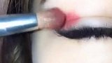 国外小姐姐画眼妆，没想到成品居然这么好看，爱了