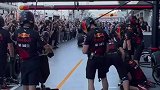 F1赛车维修部门快速维护赛车,这速度真的太快了