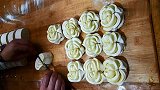 家乡厨师教你做老式花卷，70年代的味道，教程详细简单好学！