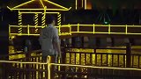 小伙子跟老肖放话要卖土特产