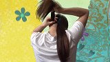 妈妈去参加同学儿子婚礼,扎了这款发型,老同学都说好看