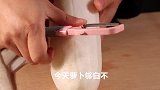 冬吃萝卜，今天给教你五分钟做一锅，汤鲜味美的银丝煎蛋汤