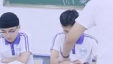 同学想要整蛊新同学，却反被套路，不知道有多惨？