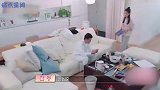 黄圣依帮86岁杨子妈妈洗澡，是孝心还是作秀？小动作彰显孝心