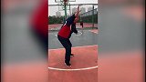 高手在民间！老奶奶亲自上阵教你如何防守