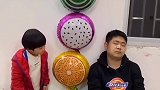 向往的童趣：扎气球吓爸爸