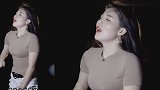 疯狂女歌手一首《爱不爱我》独特嗓音好听极了，唱哭了我
