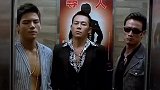 小混混坐电梯吆喝黑老大,哪里来的勇气