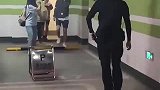 #任嘉伦 睡衣+拖鞋伦 萌萌哒#宝藏男孩