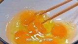 鸡蛋新吃法砂锅烹鸡蛋，滑嫩烫香，好吃又下饭