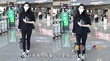 何猷君奚梦瑶合体现身机场，何猷君全程挽老婆，“望妻眼”超甜蜜