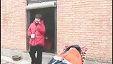 恶毒妻子把开水浇植物人丈夫头上，不料丈夫被烫醒，结局太解气了