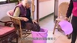 女子热水“泡脚”后猝死，医生特别提醒：这4类人“不适合”泡脚