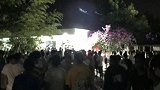 学生喝多头晕误以为地震  将整栋楼学生喊下楼避震