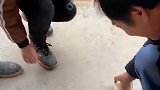 一生要强的爸爸，连孩子都不放过！