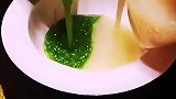 这道菜叫太极菠菜大米粥