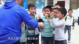 答题小分队开始集训，黄渤孙红雷携手为孩子们编动作