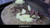 土豆烧排骨，肉香浓郁超下饭味美一学就会大人小孩都喜欢吃