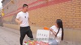 小伙唱了首辣条之歌，不仅赢了辣条还获得老板的芳心