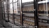 带你参观方便面工厂！机器上全是美味的方便面，看完你不饿算我输