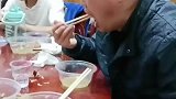 这萝卜是真的烫，在嘴里又炒了一遍