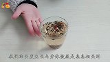 白发越来越多，泡茶叶时加上几粒它，几天白发变黑，不用去染发了