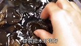 夏天必备菜“凉拌木耳”清爽开胃，下酒又下饭，一周五次吃不够
