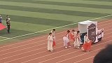 开始：不就是贴纸嘛最后：马车能装这么多人