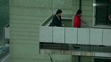 磁带神曲《大头皮鞋》，动听的旋律前奏响起，满满的回忆