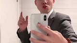 明明二十多岁的年龄，过着六十多岁的生活，看过来四十岁的我，活着十八岁的疯狂！歌曲慢热造音行动