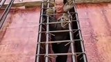 三十多度的高温，你无法体会在里面的滋味！