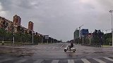 不看地标，我还以为我逆行了