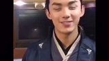 夜宵吃什么，吴磊九层硬核盒饭给你安排上，保证管饱