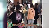 杨紫身材被闺蜜碾压,戏里说说笑笑戏外秒变脸,身材比例很虐