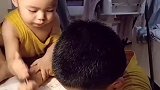明天就要交暑假作业了，通宵写作业竟然被弟弟捣乱抢笔，气得哥