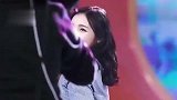 《创造101》吴宣仪超可爱小姐姐的吃鸡神曲，感受心都被融化了